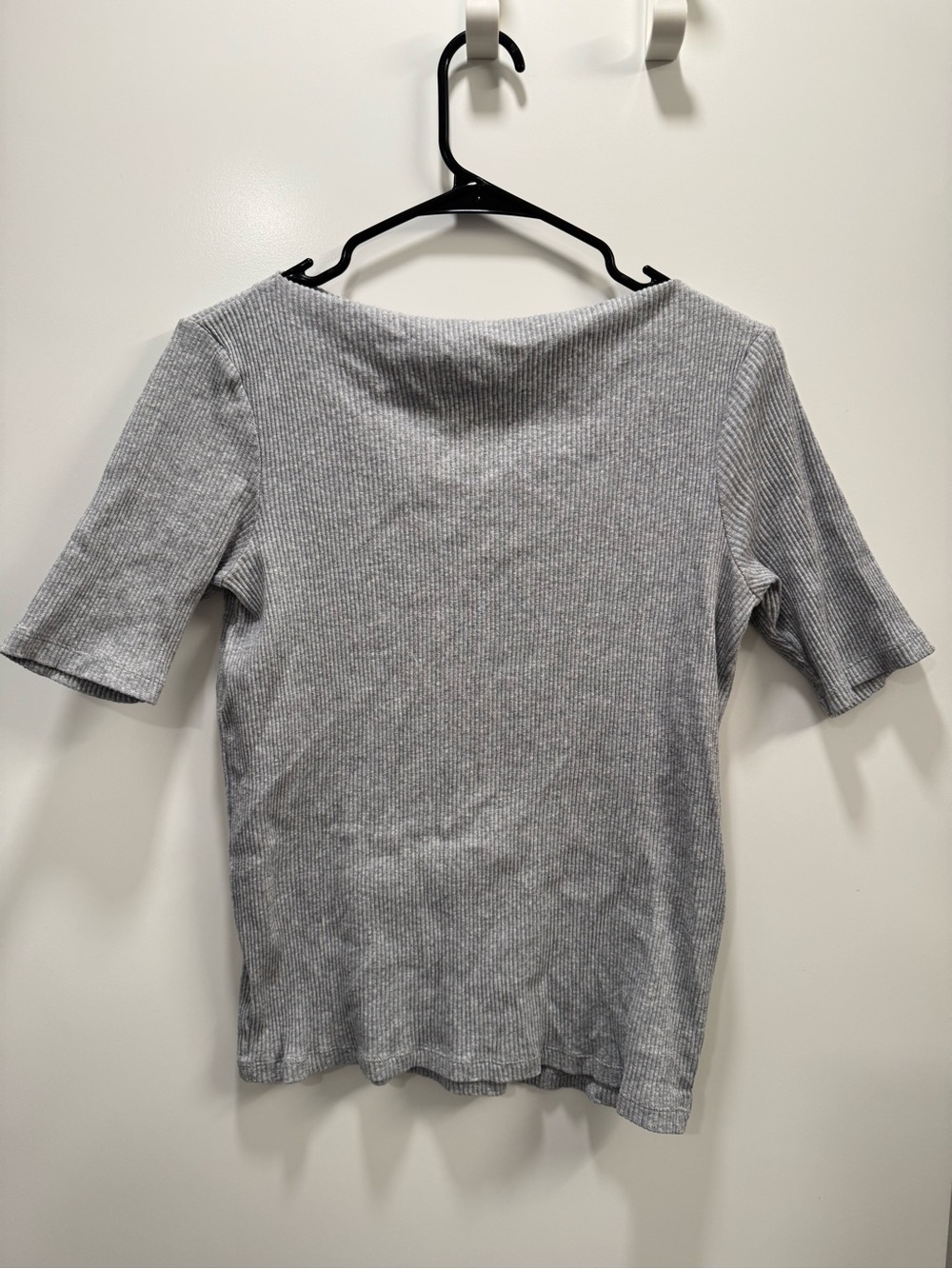 Uniqlo Women's Ribbed Short-Sleeve BoatNeck Top - Light Gray